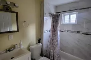 1371 Clinton Ave, Irvington, NJ 07111 - Photo 18