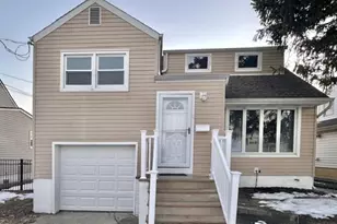 5 Gardner Pl, Sayreville, NJ 08859 - Photo 1