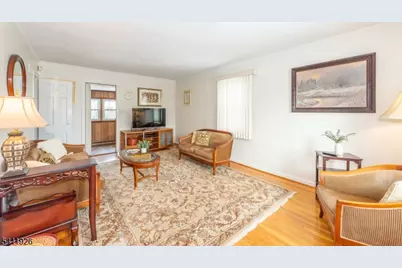 10 Burlington Rd, Clifton, NJ 07012 - Photo 8