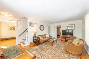 10 Burlington Rd, Clifton, NJ 07012 - Photo 6