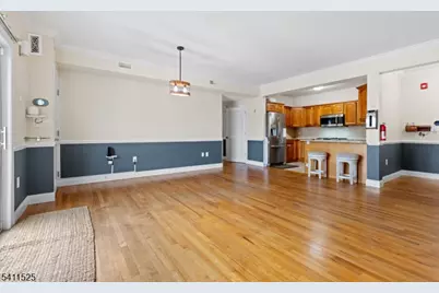 902 N 5th St #411, Newark, NJ 07107 - Photo 6