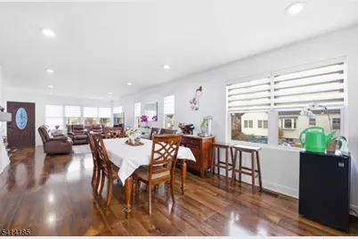 2200 Vauxhall Rd, Union Township, NJ 07083 - Photo 6