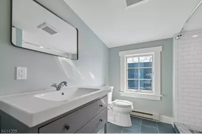 42 Brookfield Rd #2, Montclair, NJ 07043 - Photo 32