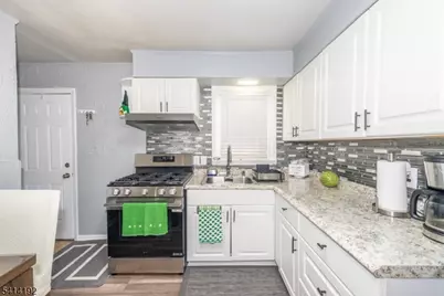 217/219 Hamburg Tpk, Bloomingdale, NJ 07403 - Photo 36