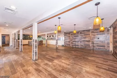 217/219 Hamburg Tpk, Bloomingdale, NJ 07403 - Photo 16