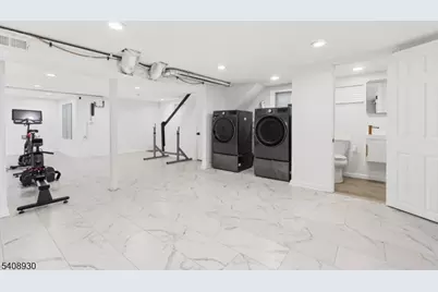 148 Freeman Ave, East Orange, NJ 07018 - Photo 24