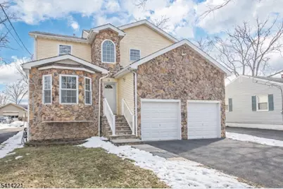 28 Lincoln Ave, Parsippany, NJ 07034 - Photo 2