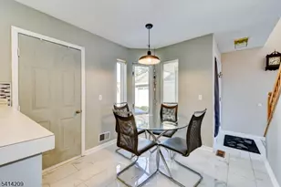 5 Sugar Maple Ln, Hardyston Township, NJ 07419 - Photo 12