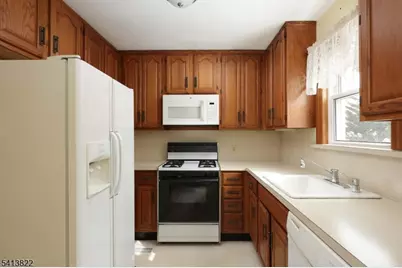 13 Roger Ave, Cranford Township, NJ 07016 - Photo 16