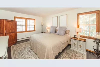 19 McNeile Dr, Parsippany, NJ 07054 - Photo 12