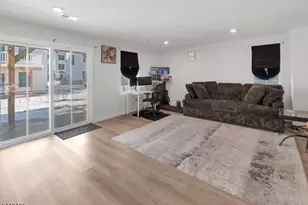 5 Saw Mill Cir, Hackettstown, NJ 07840 - Photo 8