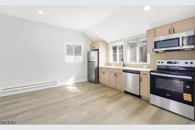 1193 Union Valley Rd, West Milford, NJ 07480 - Photo 10