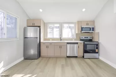 1193 Union Valley Rd, West Milford, NJ 07480 - Photo 8