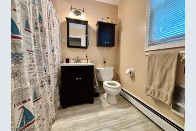 221 S Maryland Ave, Jefferson Township, NJ 07849 - Photo 6