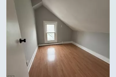 26 Hemlock St #3, Paterson, NJ 07503 - Photo 8