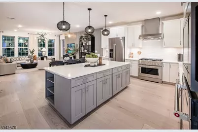 8 Wadsworth Dr #3, Denville, NJ 07834 - Photo 6