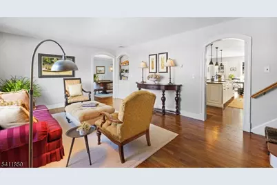 8 Kice Rd, Florham Park, NJ 07932 - Photo 4