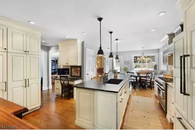 8 Kice Rd, Florham Park, NJ 07932 - Photo 6