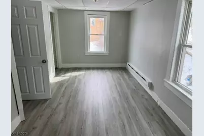 8 Center St, Newton, NJ 07860 - Photo 6