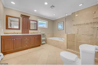 114 Hagerman Ct, Bridgewater Twp., NJ 08807 - Photo 16