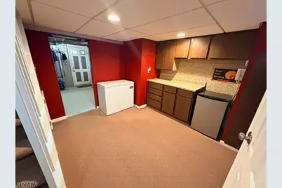 911 Colfax Ave, Pompton Lakes, NJ 07442 - Photo 16