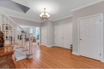 16 Lenape Trail, Montclair, NJ 07043 - Photo 2