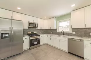 10 Cardinal Ln, Lincoln Park, NJ 07035 - Photo 2