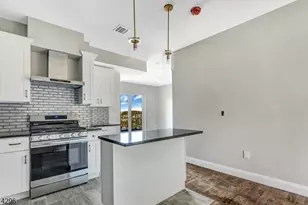 318 Dixon Ave, Paterson, NJ 07501 - Photo 12