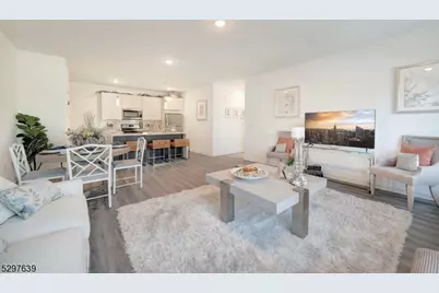 649 Route 206 #302, Hillsborough Township, NJ 08844 - Photo 18