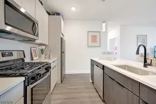 649 Route 206, Hillsborough Township, NJ 08844 - Photo 14