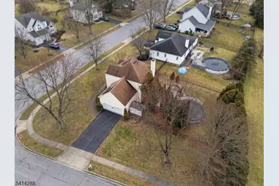 237 Stonehenge Dr, Lopatcong Township, NJ 08865 - Photo 48