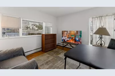 2455 3rd St, Fort Lee, NJ 07024 - Photo 18