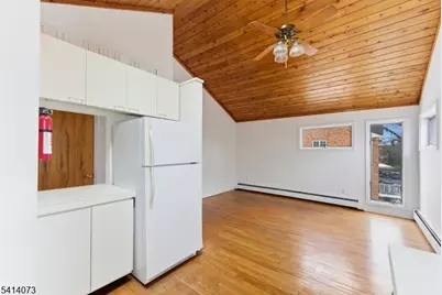 2455 3rd St, Fort Lee, NJ 07024 - Photo 34