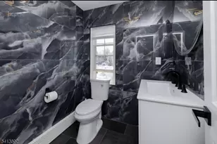 287 Atlantic Dr, Parsippany, NJ 07054 - Photo 18