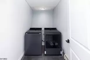 287 Atlantic Dr, Parsippany, NJ 07054 - Photo 16