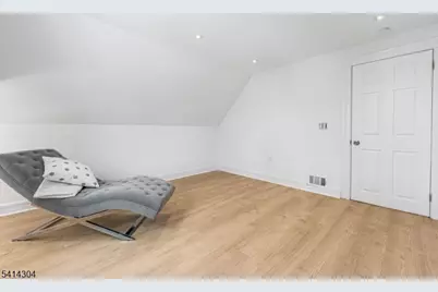 32 Forest St #2, Montclair, NJ 07042 - Photo 16