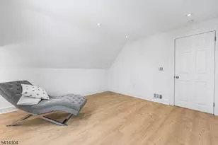 32 Forest St, Montclair, NJ 07042 - Photo 16