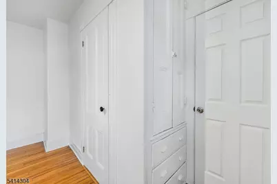 32 Forest St #2, Montclair, NJ 07042 - Photo 10