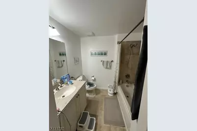 64 Fredericks St, West Orange Township, NJ 07052 - Photo 14