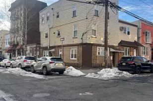 31 Downing St, Newark, NJ 07105 - Photo 1