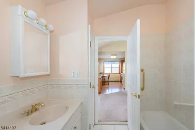 17 Valley View Rd, Vernon, NJ 07462 - Photo 10
