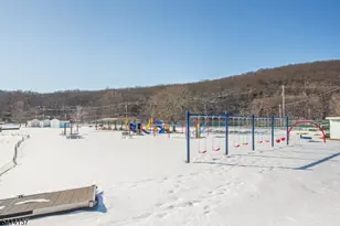 17 Valley View Rd, Vernon, NJ 07462 - Photo 18