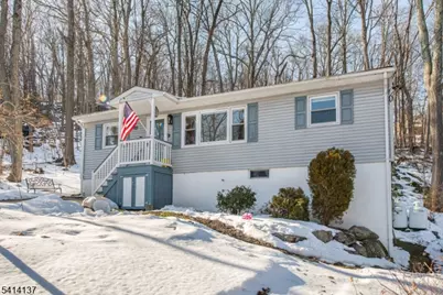 17 Valley View Rd, Vernon, NJ 07462 - Photo 1