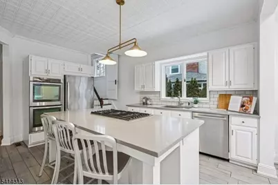 97 Montclair Ave, Montclair, NJ 07042 - Photo 14