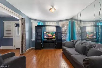 71 Franklin Ter, Irvington, NJ 07111 - Photo 4