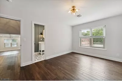 31 Upper Mountain Ave #4, Montclair, NJ 07042 - Photo 12