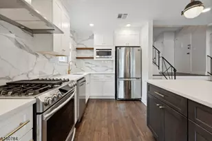 31 Upper Mountain Ave, Montclair, NJ 07042 - Photo 6