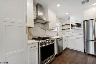 31 Upper Mountain Ave #4, Montclair, NJ 07042 - Photo 6