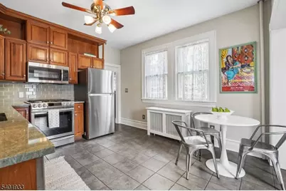 11 Valley Pl, Montclair, NJ 07043 - Photo 18