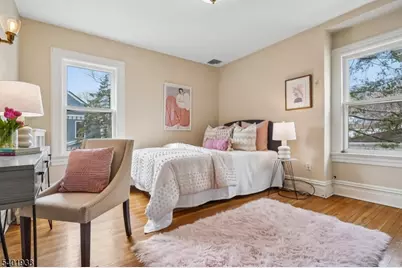 11 Valley Pl, Montclair, NJ 07043 - Photo 30